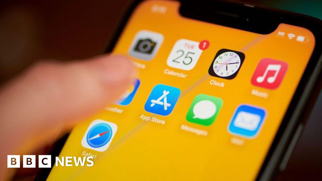 Apple و Google لهما “انخراط فعال” في المملكة المتحدة يقولان بشكل منتظم