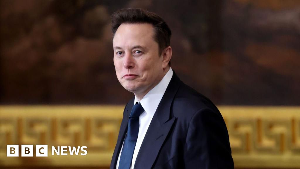 يشتري Elon Musk 1 مليار دولار من أسهم Tesla