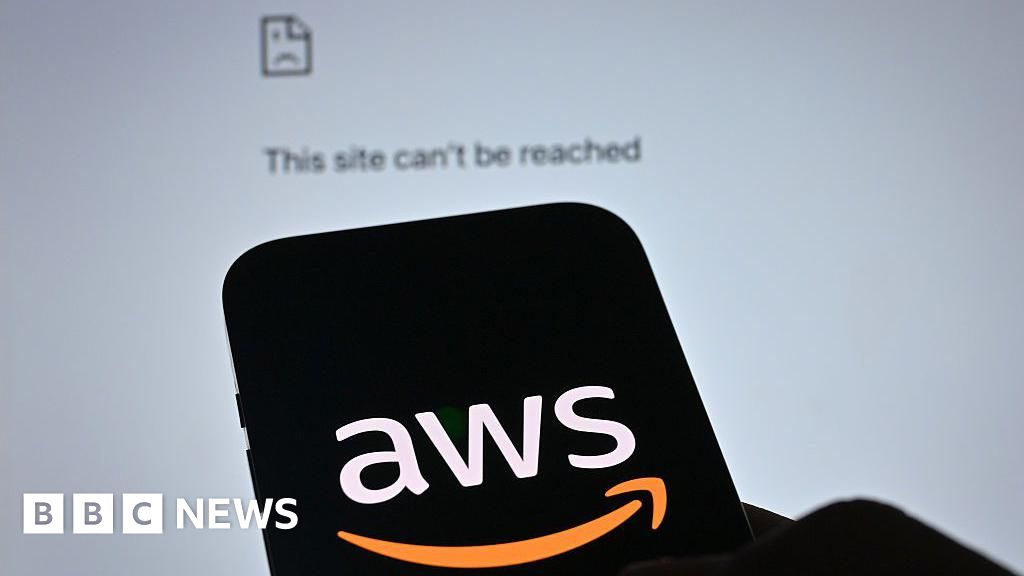 تعتذر أمازون للعملاء المتأثرين بانقطاع خدمة AWS الضخم تعتذر أمازون للعملاء المتأثرين بانقطاع خدمة AWS الضخم