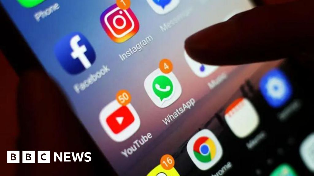 يثير عدم التحقق من العمر عبر الإنترنت في جيرسي مخاوف تتعلق بالسلامة يثير عدم التحقق من العمر عبر الإنترنت في جيرسي مخاوف تتعلق بالسلامة